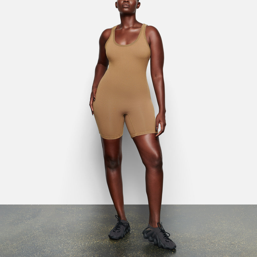 Skims OUTDOOR Mid Thigh Bodysuit Groen | OVP-695210