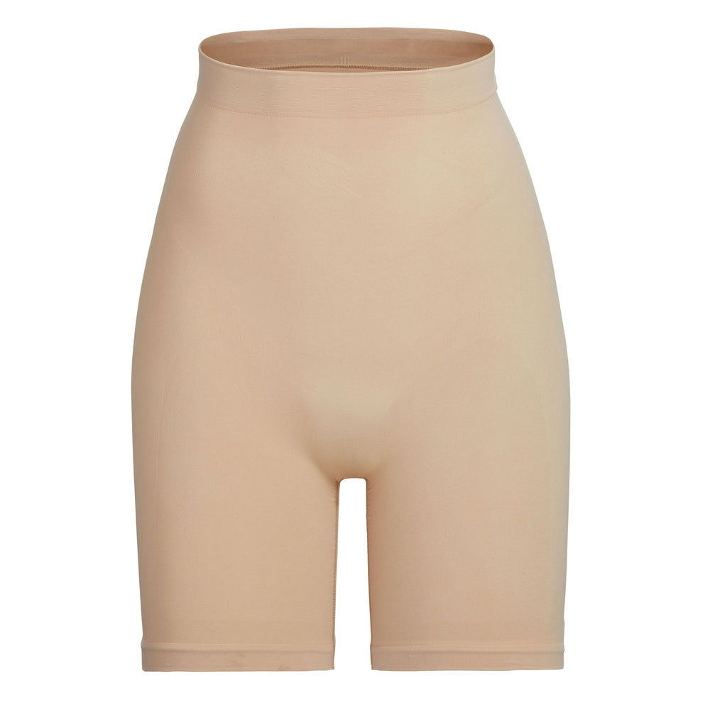 Skims SCULPTING ABOVE THE KNEE Korte Broek Beige | LBX-075614