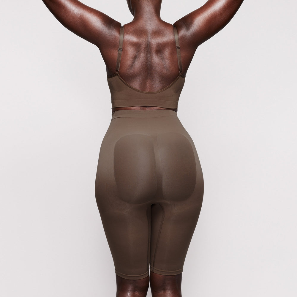 Skims SCULPTING ABOVE THE KNEE W/ OPEN GUSSET Korte Broek Abrikoos | DNG-683210