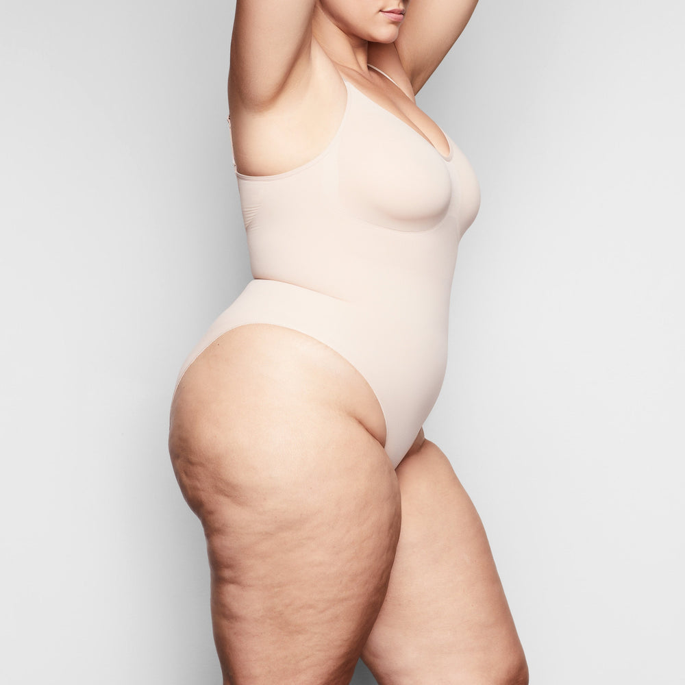 Skims SCULPTING BODYSUIT W. SNAPS Bodysuit Beige | JFU-153296
