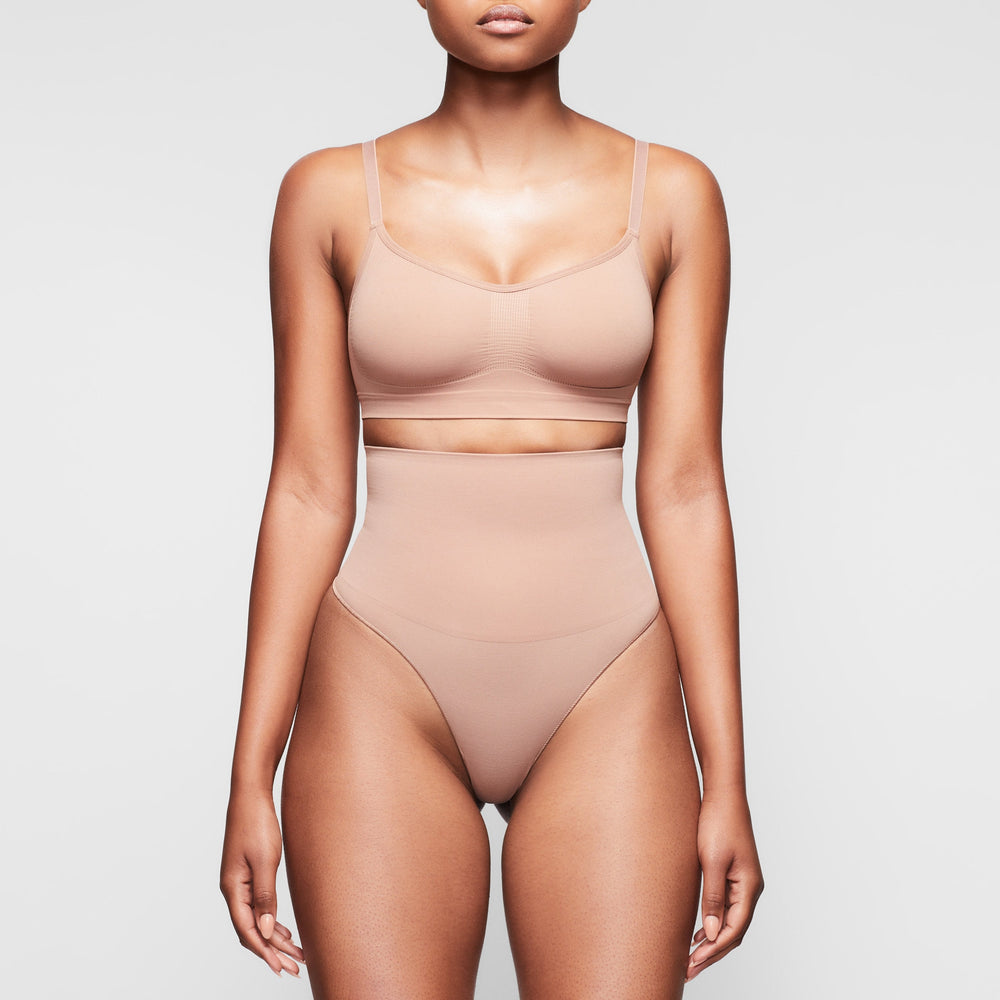 Skims SCULPTING Bralette Abrikoos | YZO-045291