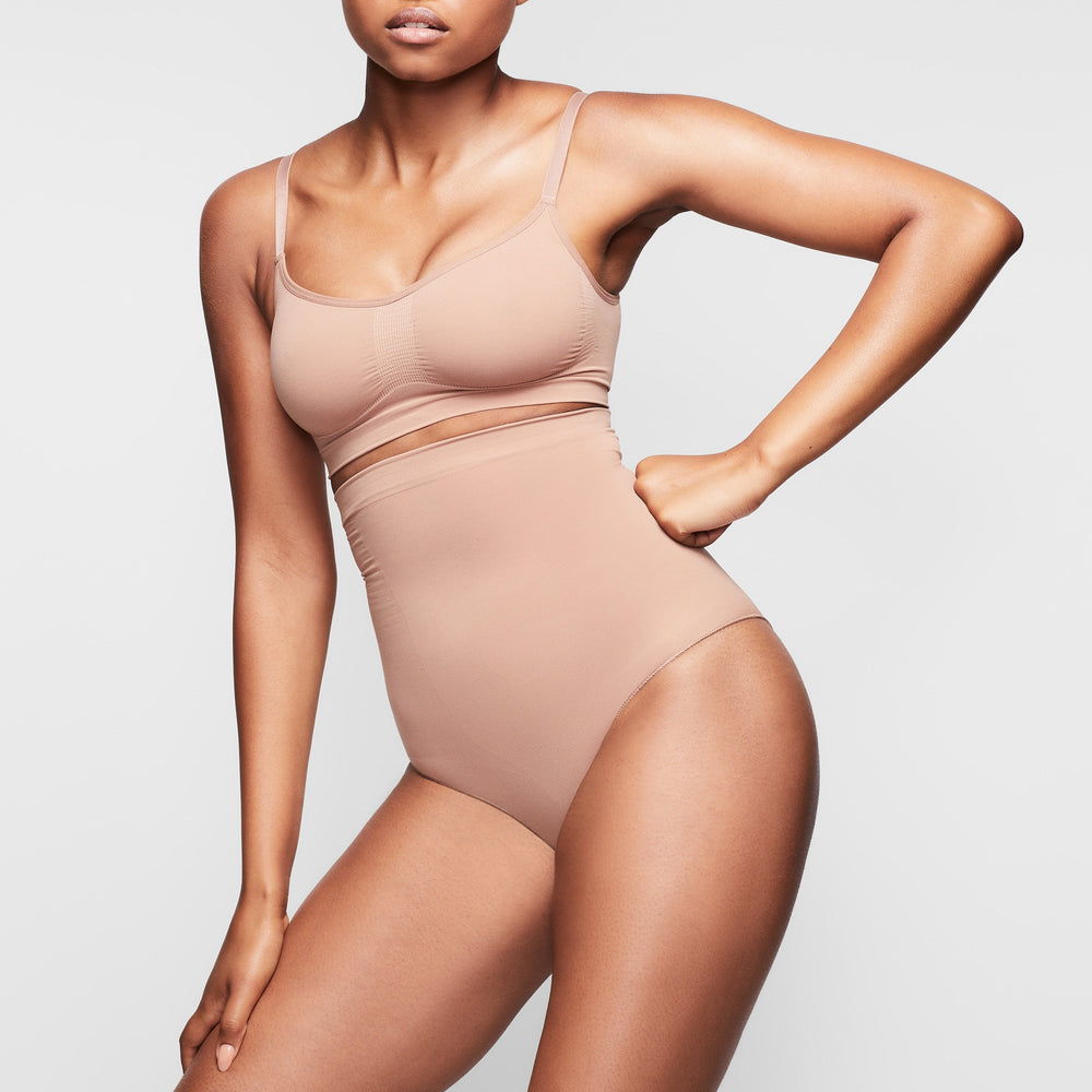 Skims SCULPTING HIGH WAIST Brief Abrikoos | IWR-248906