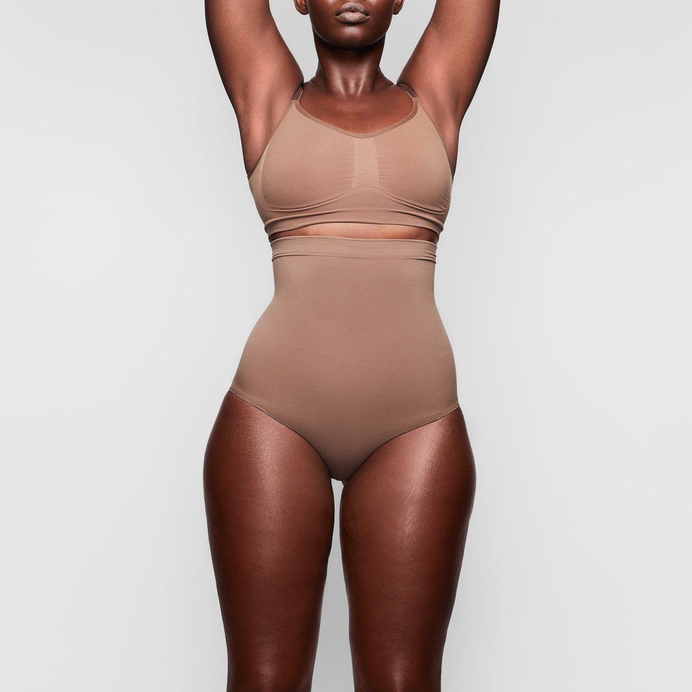 Skims SCULPTING HIGH WAIST Brief Abrikoos | THB-537849