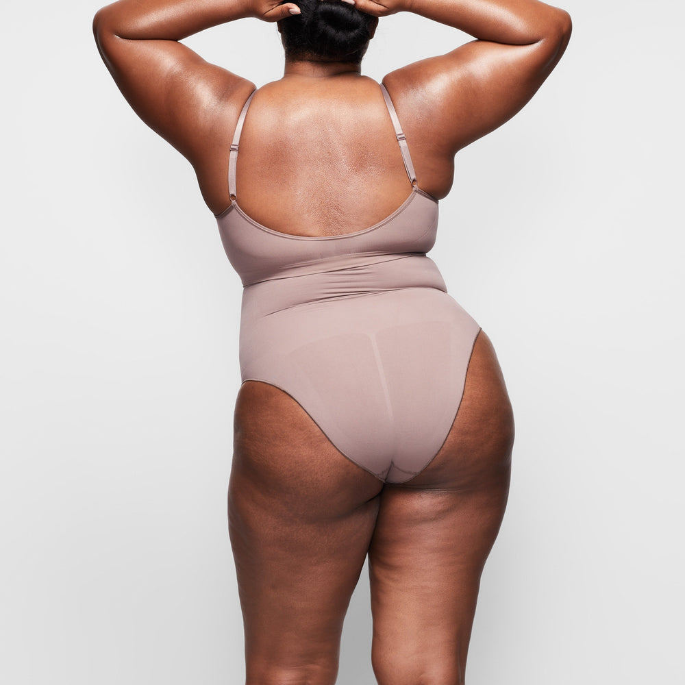 Skims SCULPTING HIGH WAIST Brief Bruin | HFD-065938
