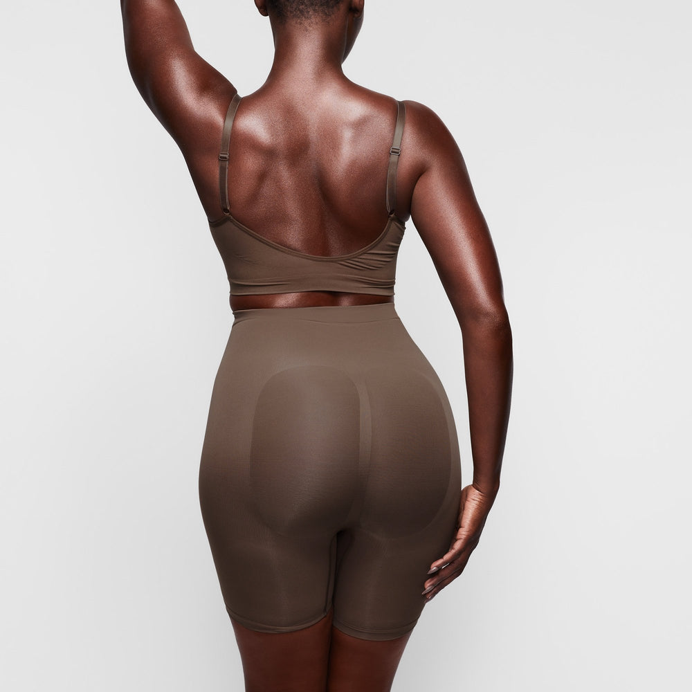 Skims SCULPTING MID THIGH W/ OPEN GUSSET Korte Broek Abrikoos | BCD-571360