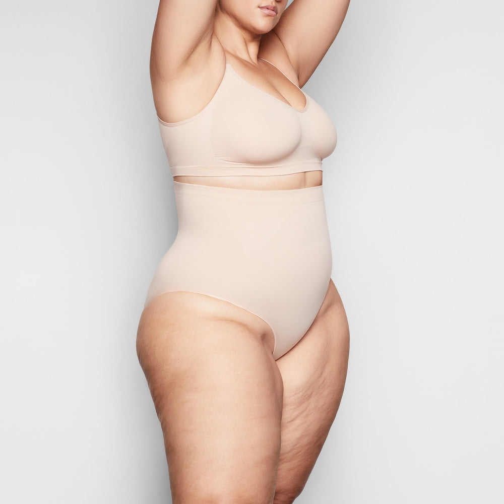 Skims SCULPTING MID WAIST Brief Beige | OTY-471823