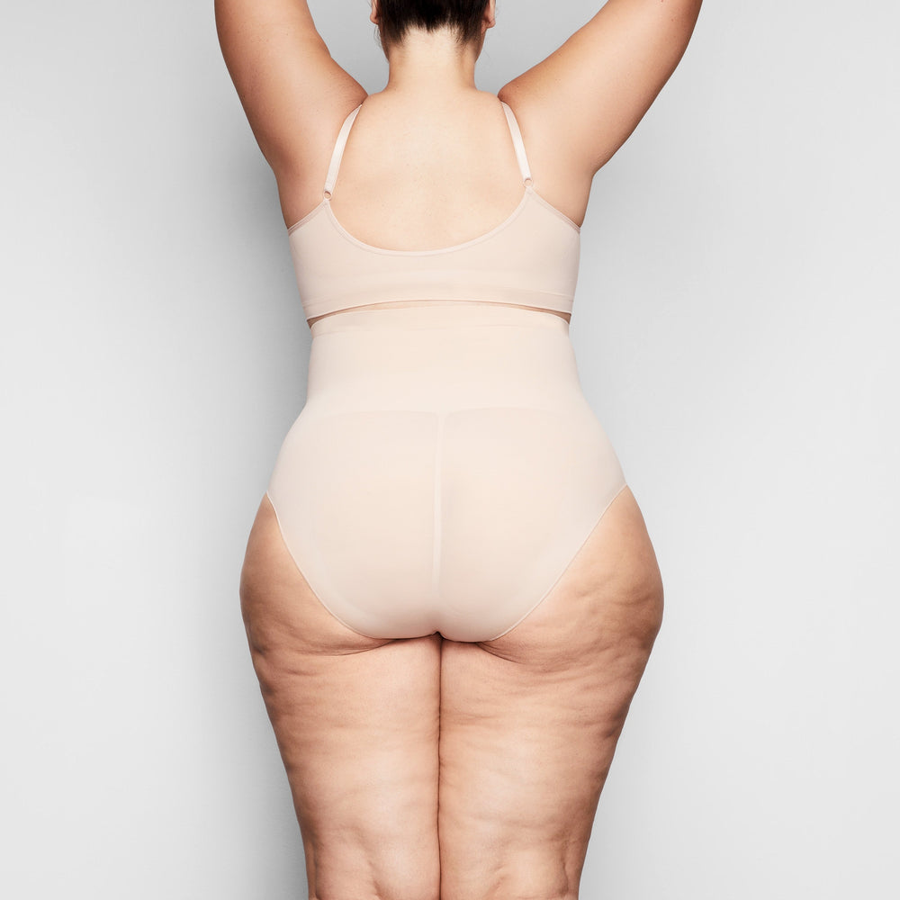 Skims SCULPTING MID WAIST Brief Beige | OTY-471823