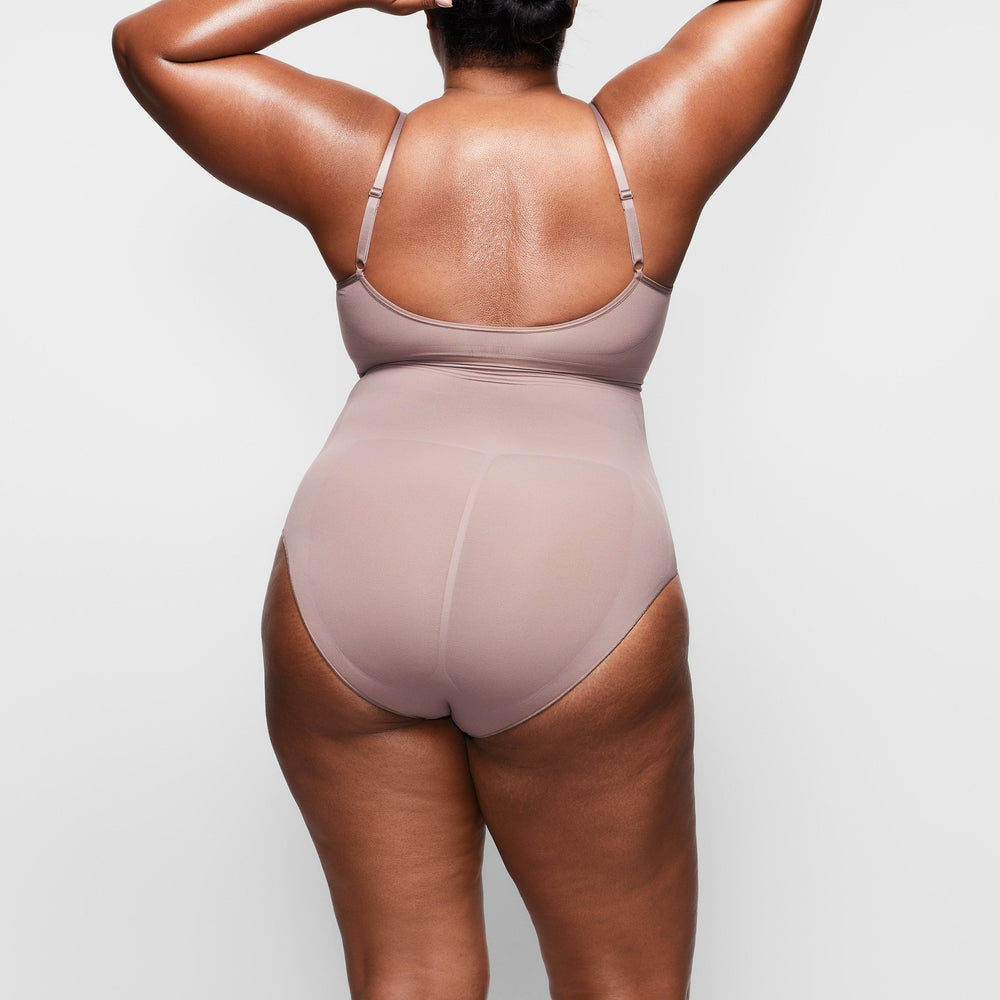 Skims SCULPTING MID WAIST Brief Bruin | XQE-492180