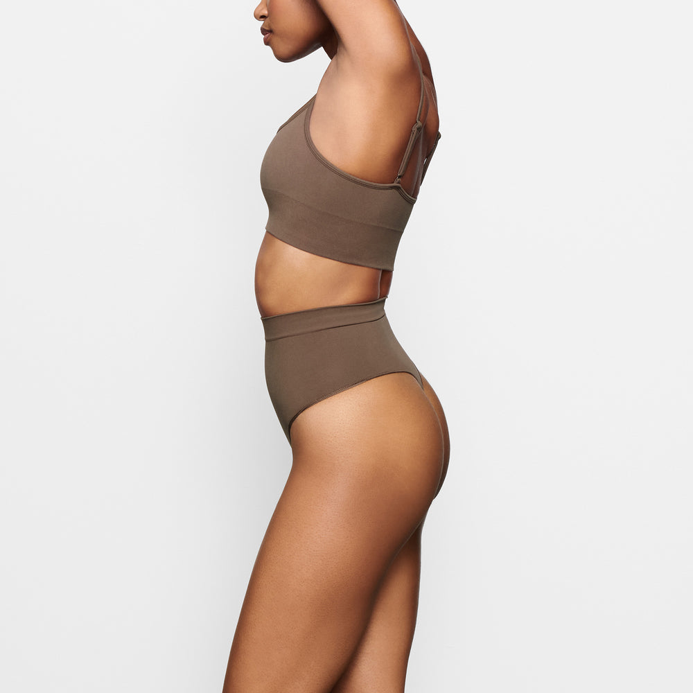 Skims SCULPTING SCOOP NECK Bralette Abrikoos | GCT-674185