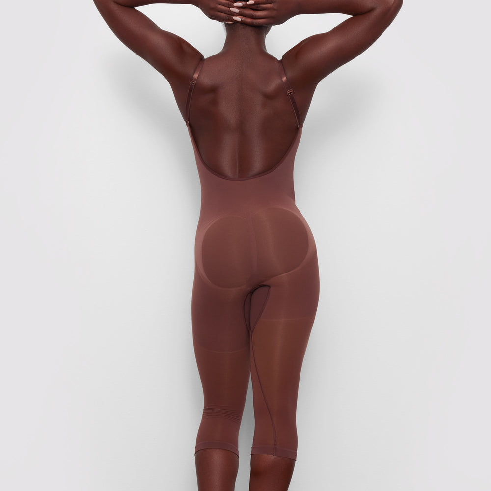 Skims SEAMLESS SCULPT WITH HOSIERY LEG Low Back Bodysuit Chocola | VEU-978142