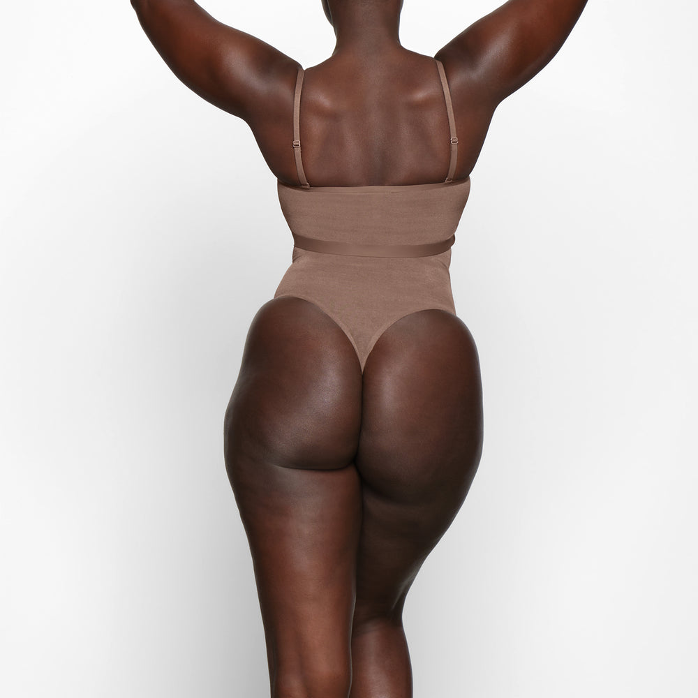 Skims SHEER SCULPT Bandeau Top Bruin | UAH-895164
