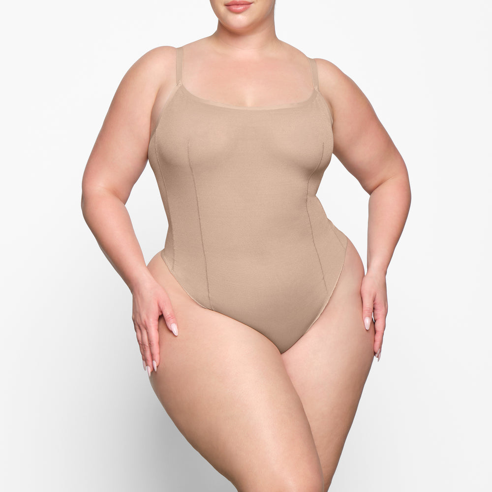 Skims SHEER SCULPT THONG Bodysuit Beige | YMA-369518