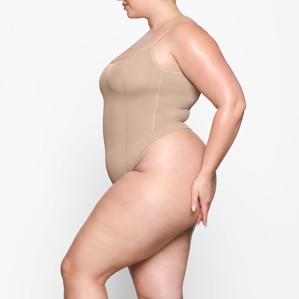 Skims SHEER SCULPT THONG Bodysuit Beige | YMA-369518
