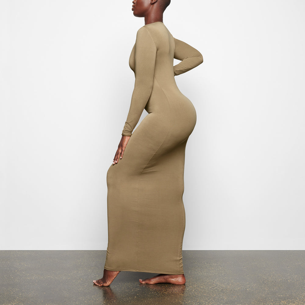 Skims SMOOTH LOUNGE CREW NECK LONG SLEEVE Dress Khaki | MNO-071439