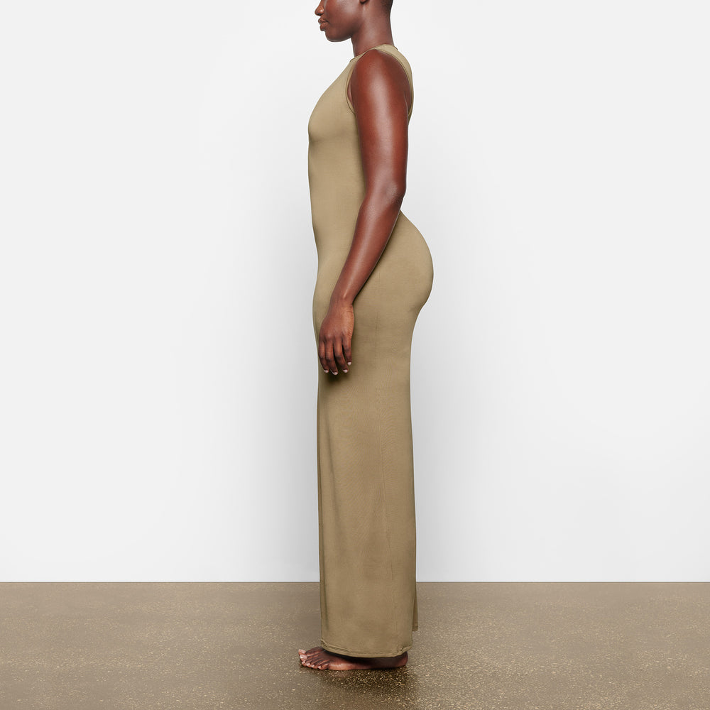 Skims SMOOTH LOUNGE CREW NECK SLEEVELESS Dress Khaki | PYU-971368