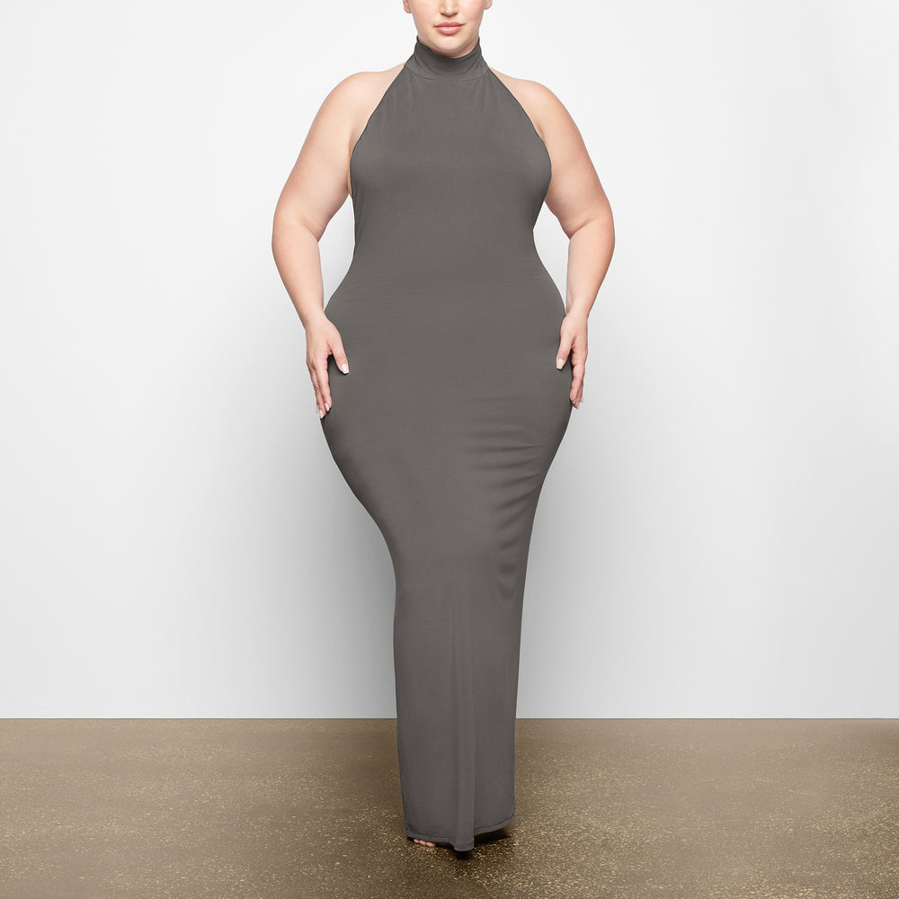 Skims SMOOTH LOUNGE LOW BACK HALTER Dress Diepgrijs | AGN-598710