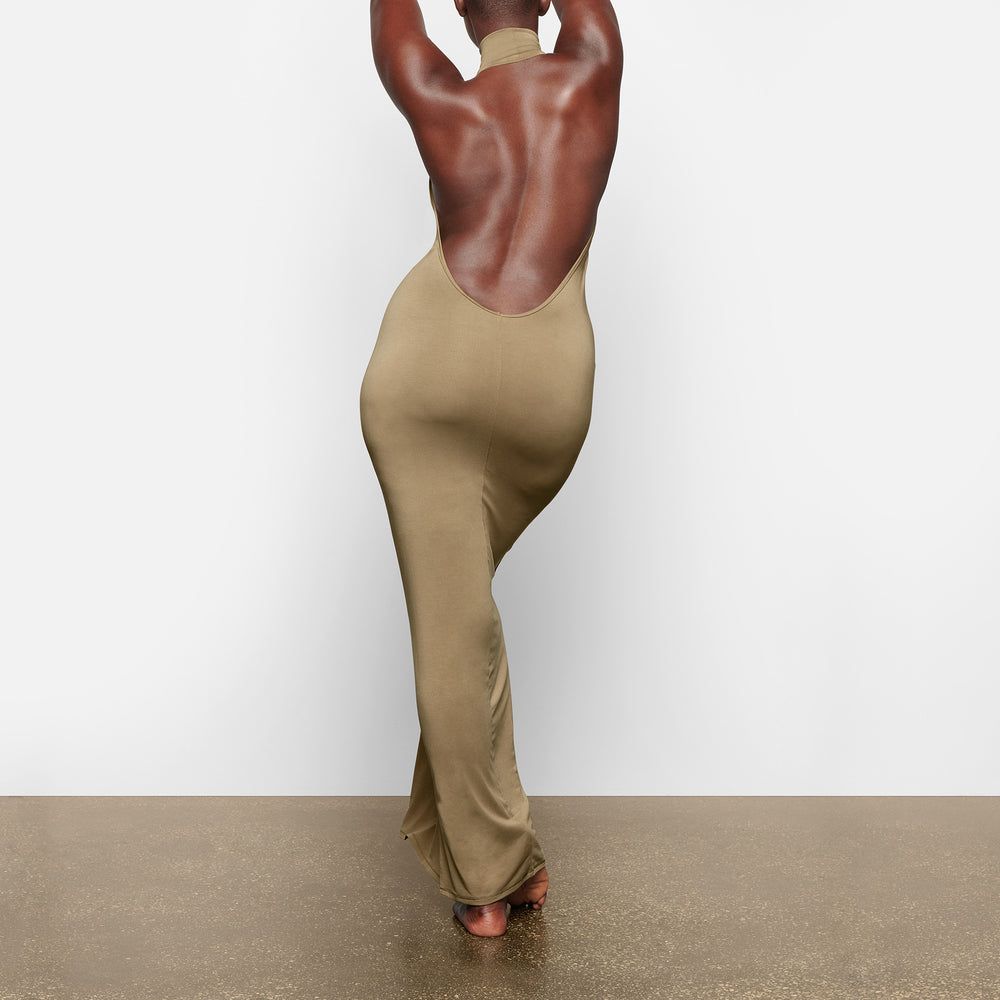 Skims SMOOTH LOUNGE LOW BACK HALTER Dress Khaki | HYA-165942