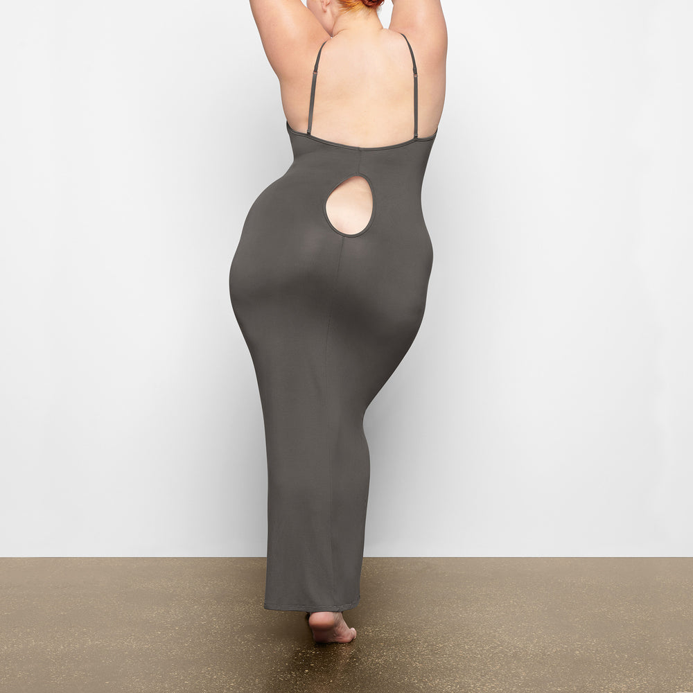 Skims SMOOTH LOUNGE LOW BACK KEYHOLE Dress Diepgrijs | EZR-168754
