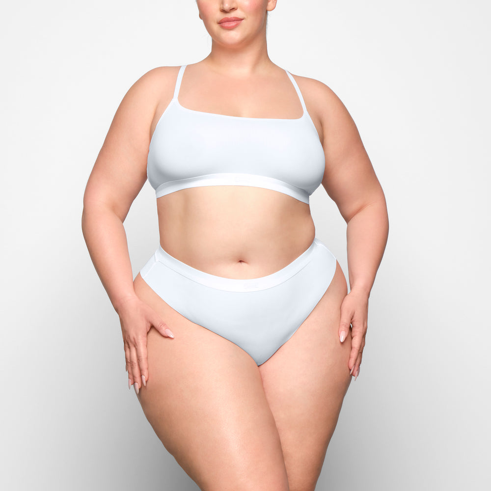 Skims SMOOTH RIB Thong Wit | ZMN-307625