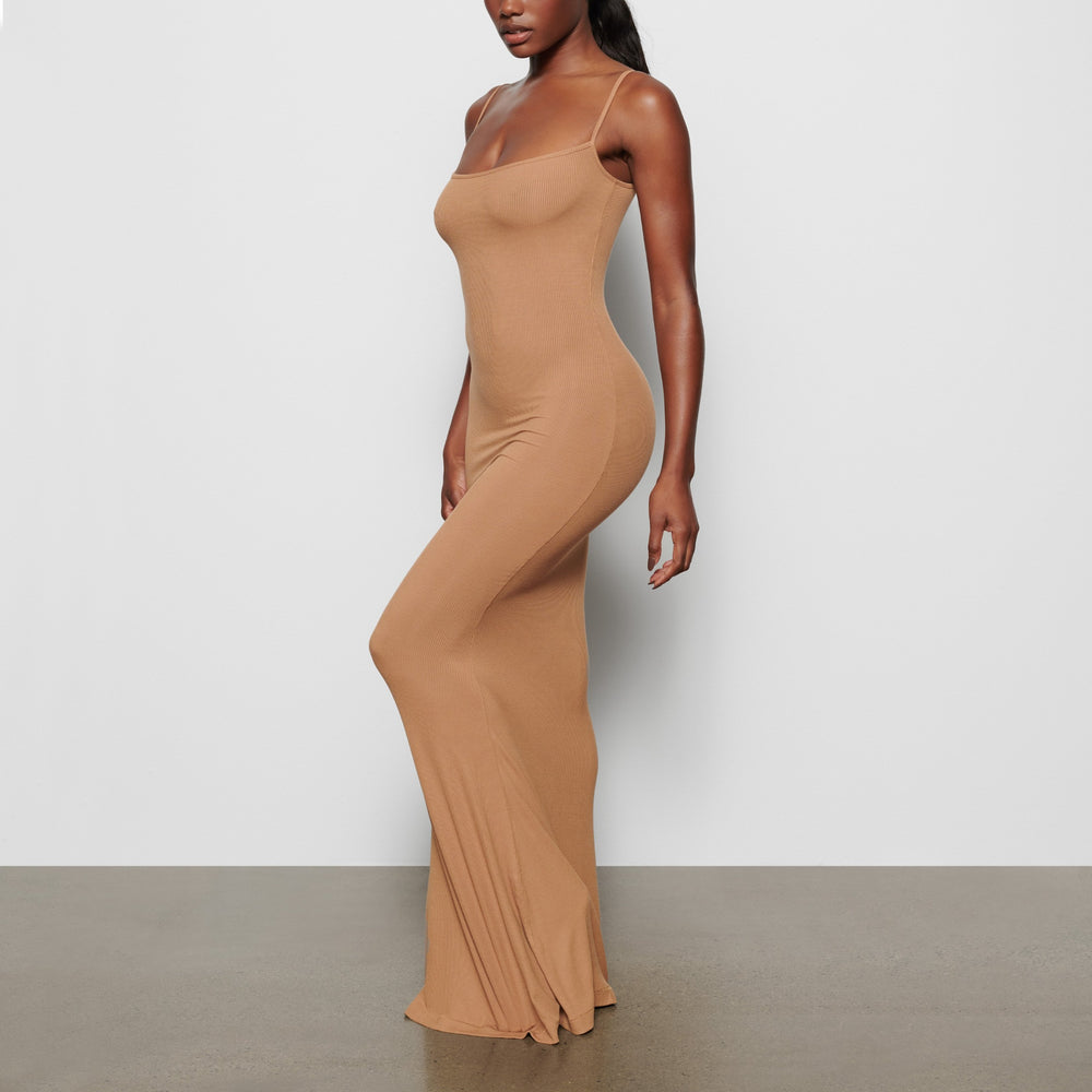 Skims SOFT LOUNGE LONG SLIP Dress Bruin | GMW-453017