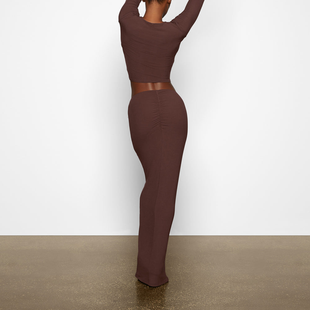 Skims SOFT LOUNGE RUCHED LONG Rok Chocola | NXI-289435