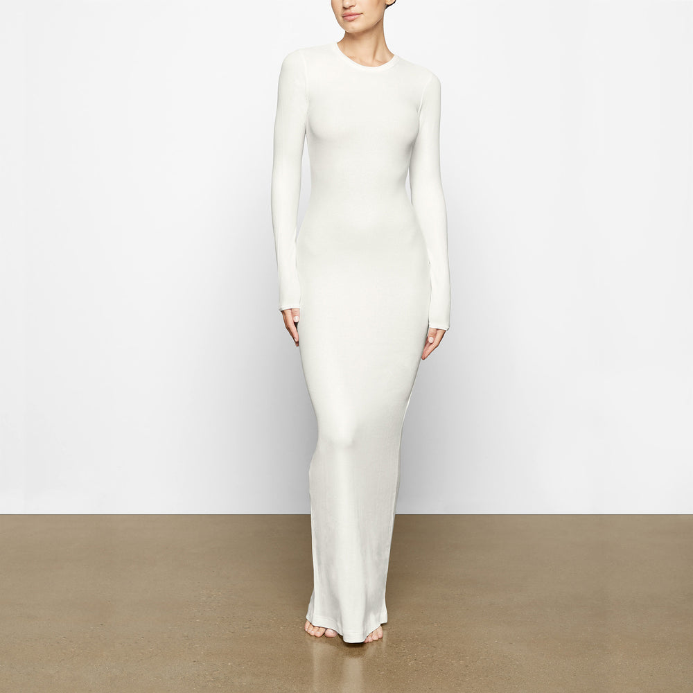 Skims SOFT LOUNGE SHIMMER CREW NECK LONG Dress Wit | VWM-016495