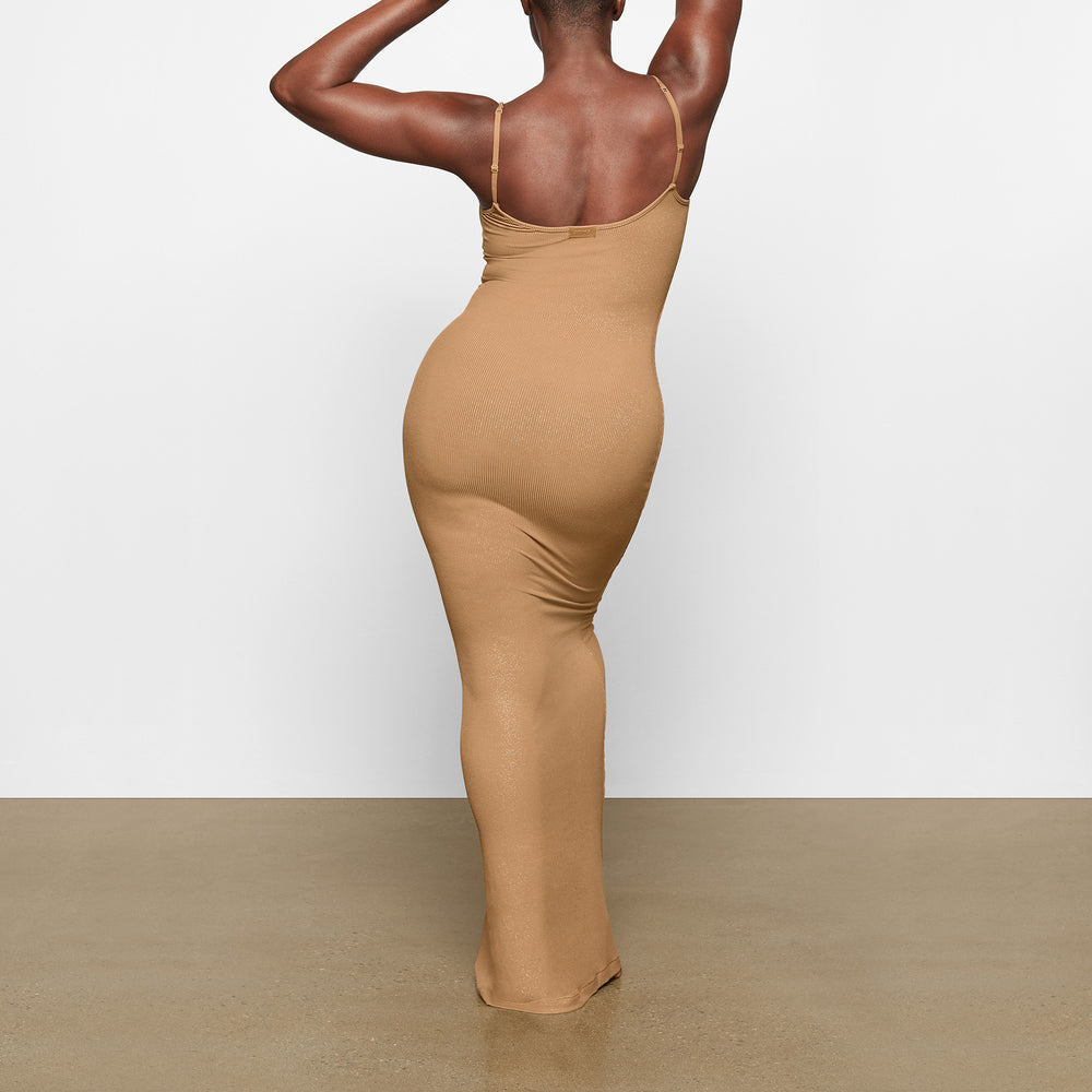 Skims SOFT LOUNGE SHIMMER LONG SLIP Dress Bruin | TQJ-013285