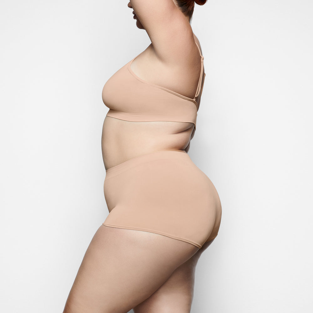 Skims SOFT SMOOTHING Boy Short Beige | OSN-197642