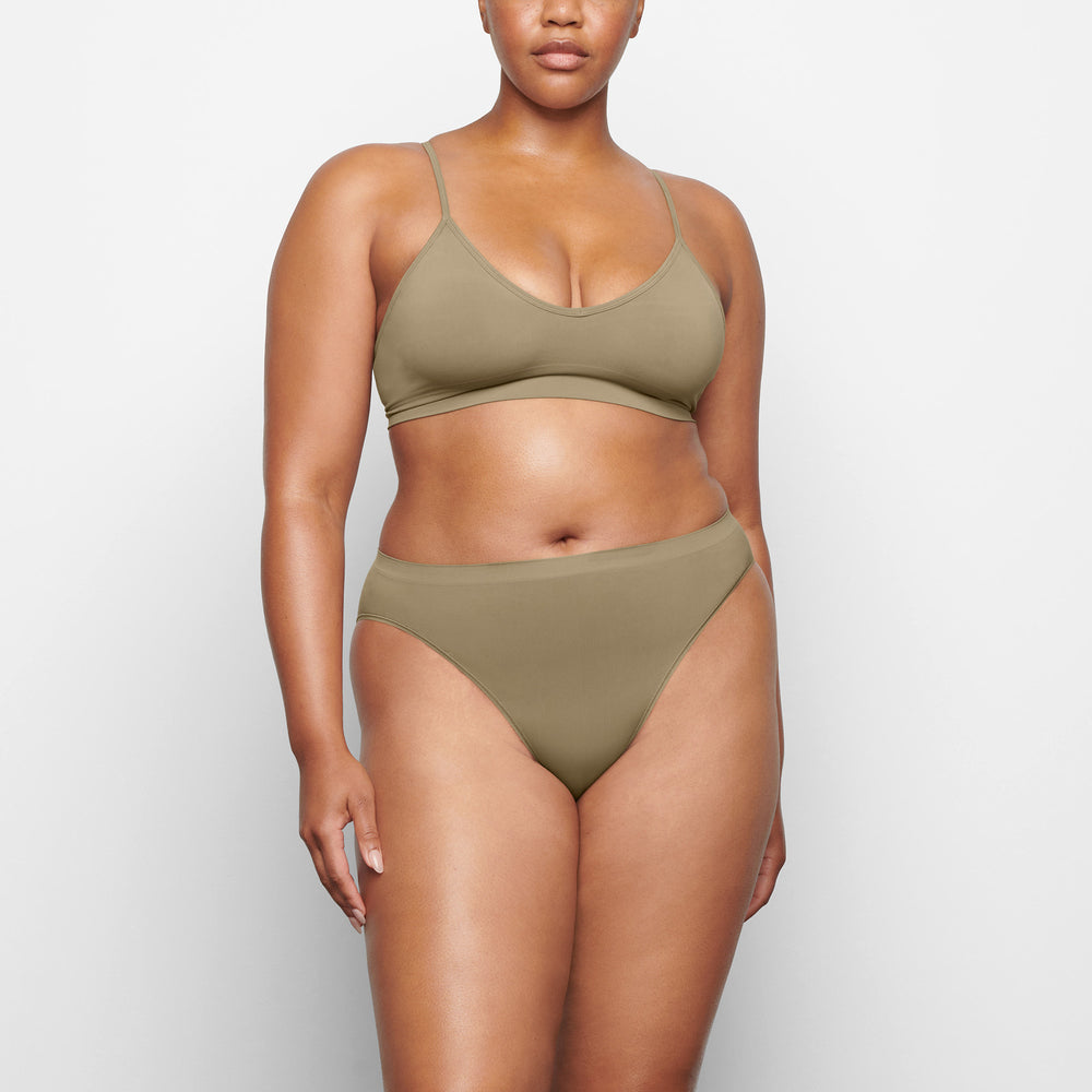 Skims SOFT SMOOTHING Brief Groen | ERV-964230