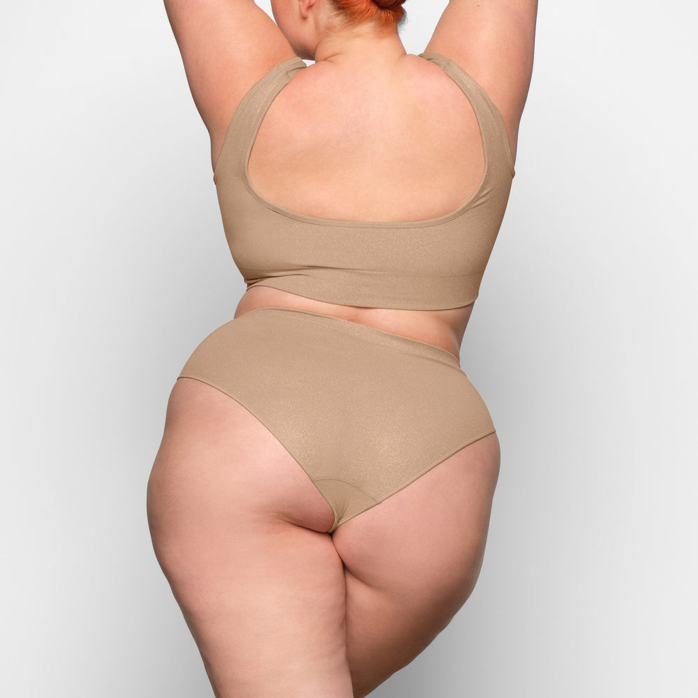 Skims SOFT SMOOTHING SHINE Bikini Beige | JTV-529467