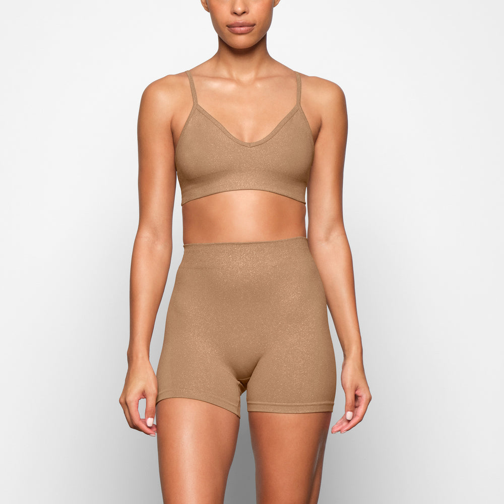 Skims SOFT SMOOTHING SHINE Korte Broek Abrikoos | UQM-398720