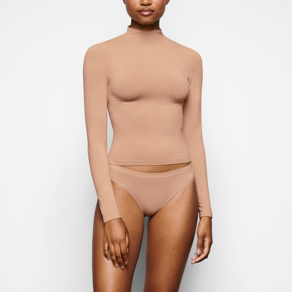 Skims SOFT SMOOTHING TURTLENECK TOP T-shirt Beige | CAG-965023
