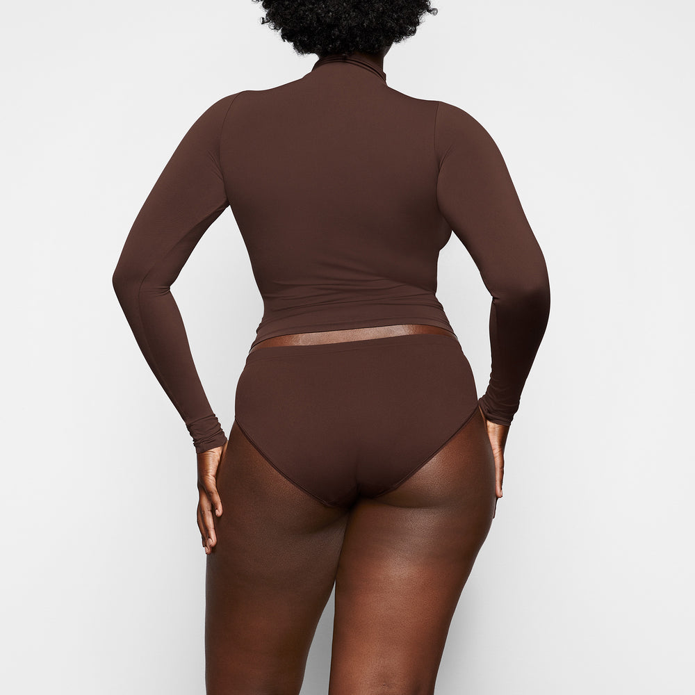 Skims SOFT SMOOTHING TURTLENECK TOP T-shirt Chocola | OXD-317298