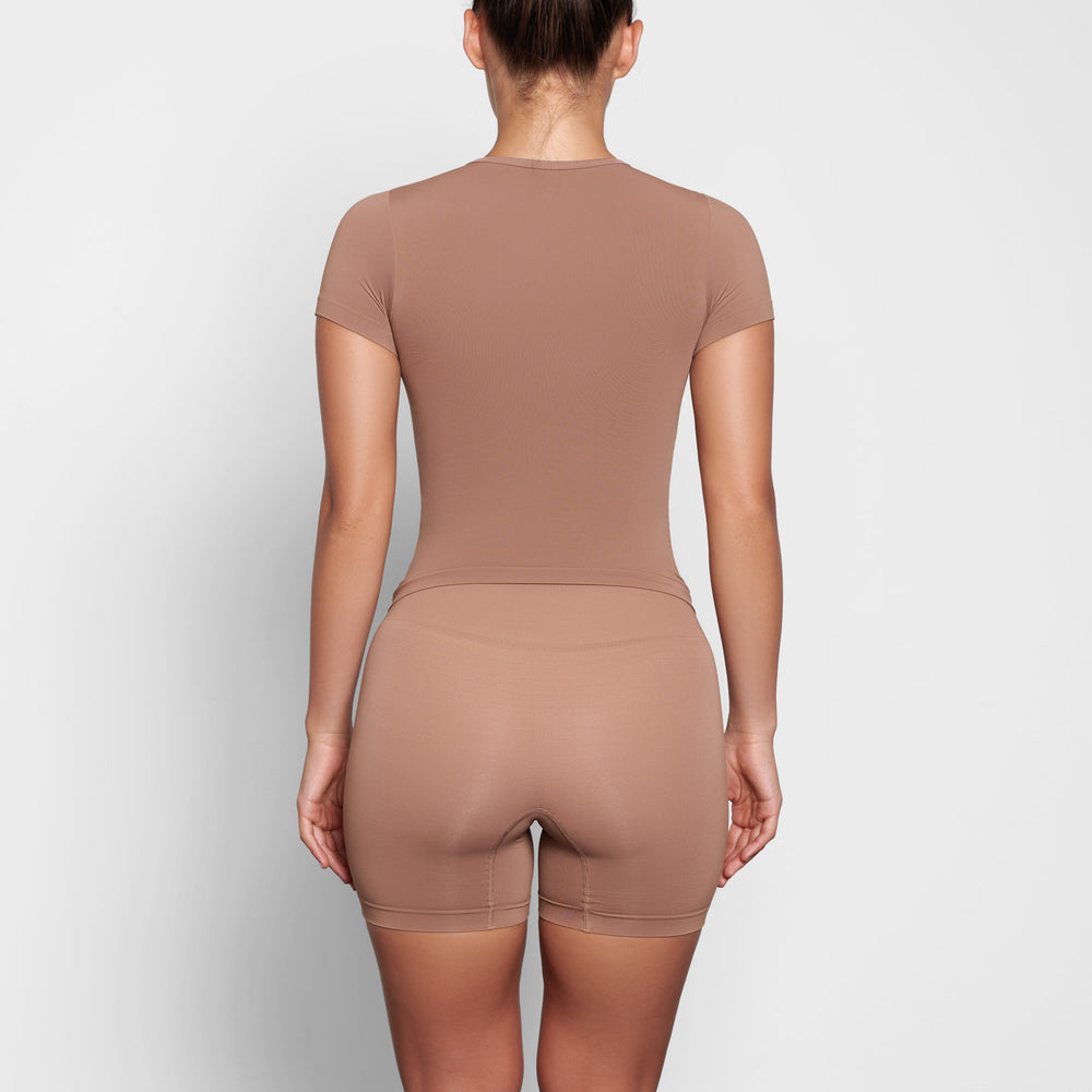 Skims SOFT SMOOTHING T-shirt Abrikoos | CXW-875310
