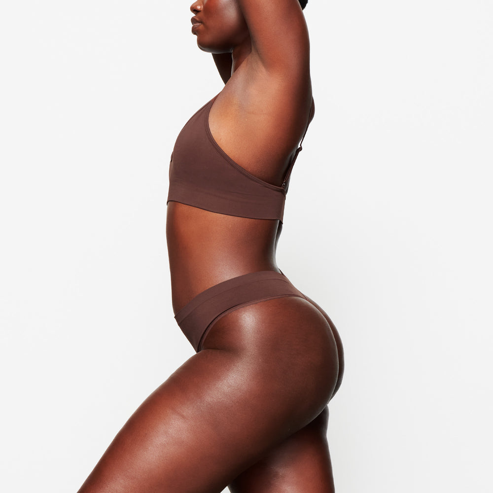 Skims SOFT SMOOTHING Thong Chocola | YQP-829153