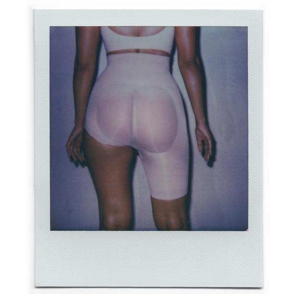 Skims SOLUTION SHORT #1 One Leg Shapewear Beige | HQU-268079