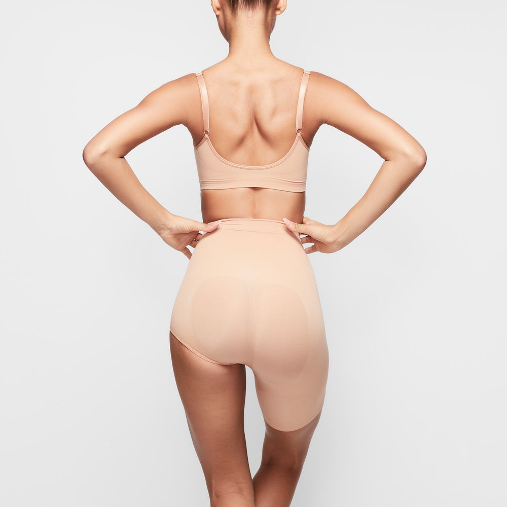 Skims SOLUTION SHORT #1 One Leg Shapewear Beige | QKY-205378