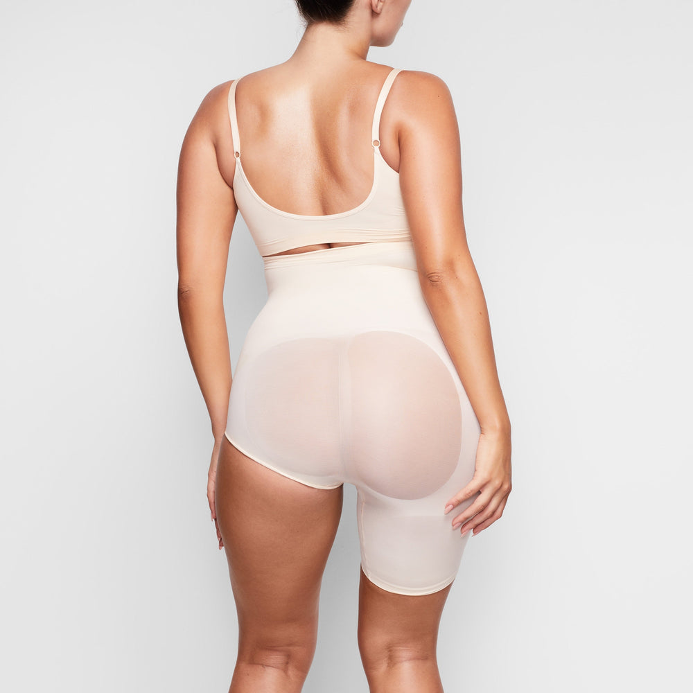 Skims SOLUTION SHORT #1 One Leg Shapewear Bruin | RUQ-603425