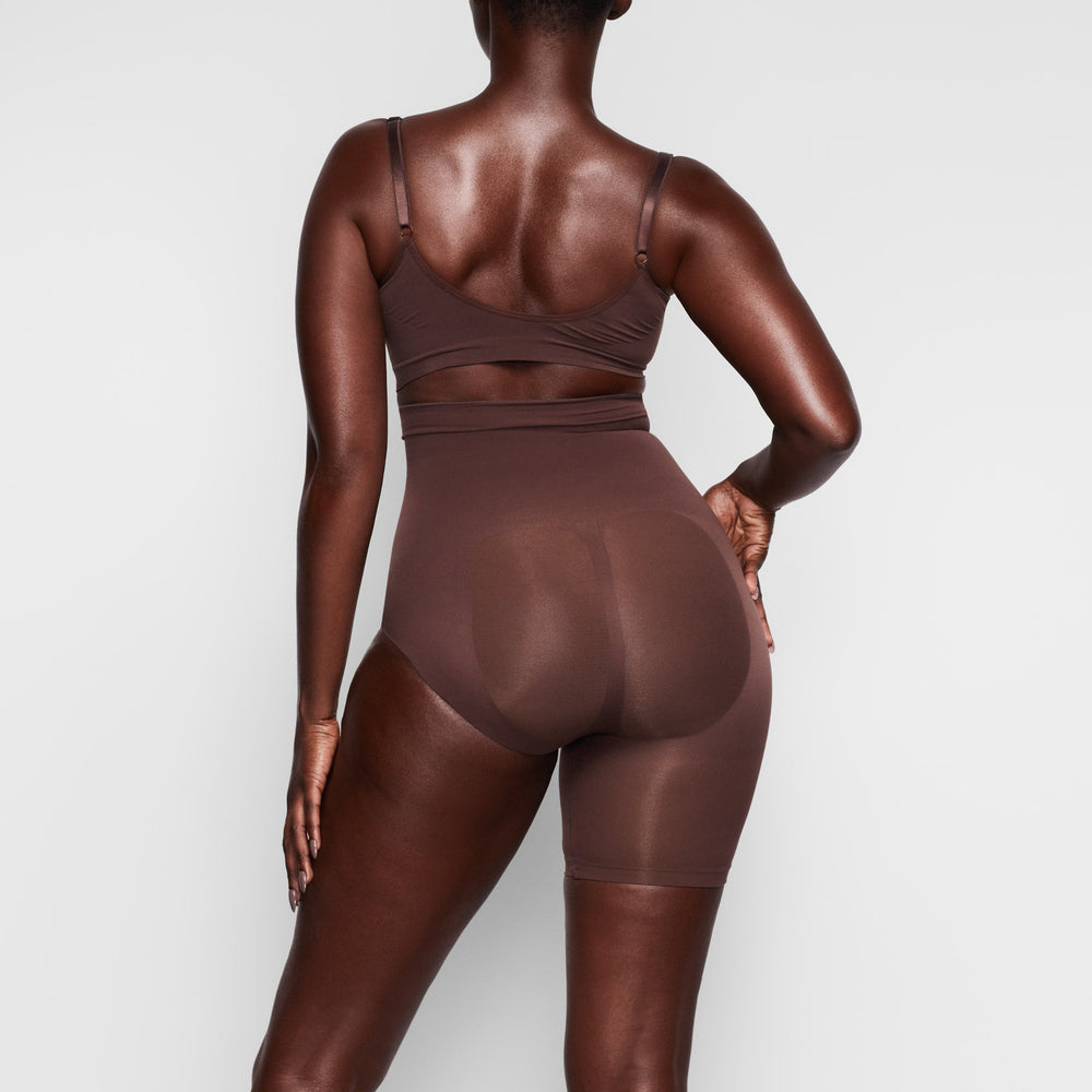 Skims SOLUTION SHORT #1 One Leg Shapewear Chocola | WRG-728940