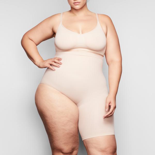 Skims SOLUTION SHORT #2 One Leg Shapewear Beige | DBG-714369