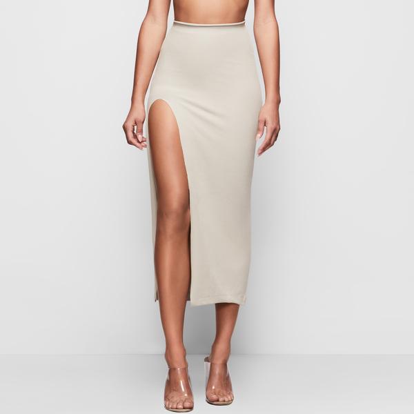 Skims SOLUTION SHORT #2 One Leg Shapewear Beige | GNZ-528071