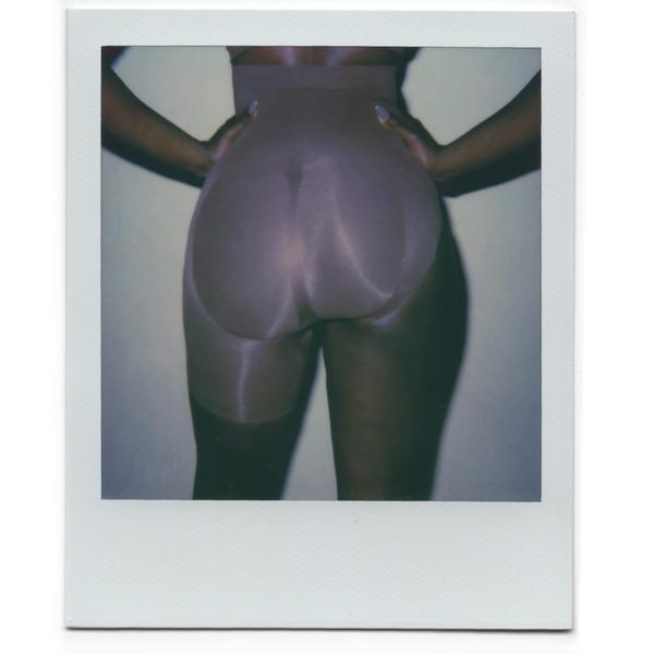 Skims SOLUTION SHORT #2 One Leg Shapewear Chocola | YAM-940318
