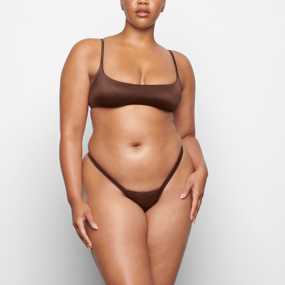 Skims STRETCH SATIN BUTTERFLY Thong Chocola | CTN-945063