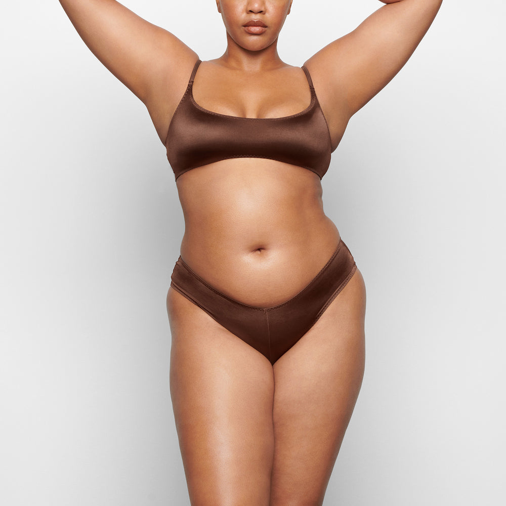 Skims STRETCH SATIN Hipster Chocola | YND-814029