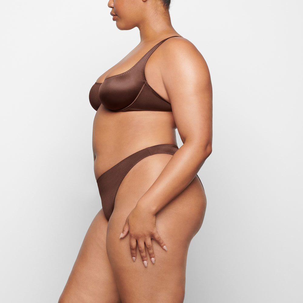 Skims STRETCH SATIN SCOOP Underwire Bra Chocola | XHT-048135
