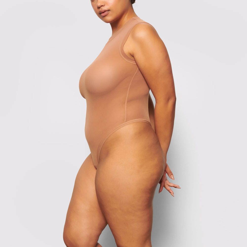Skims SUMMER MESH Mock Neck Bodysuit Abrikoos | RWY-128395