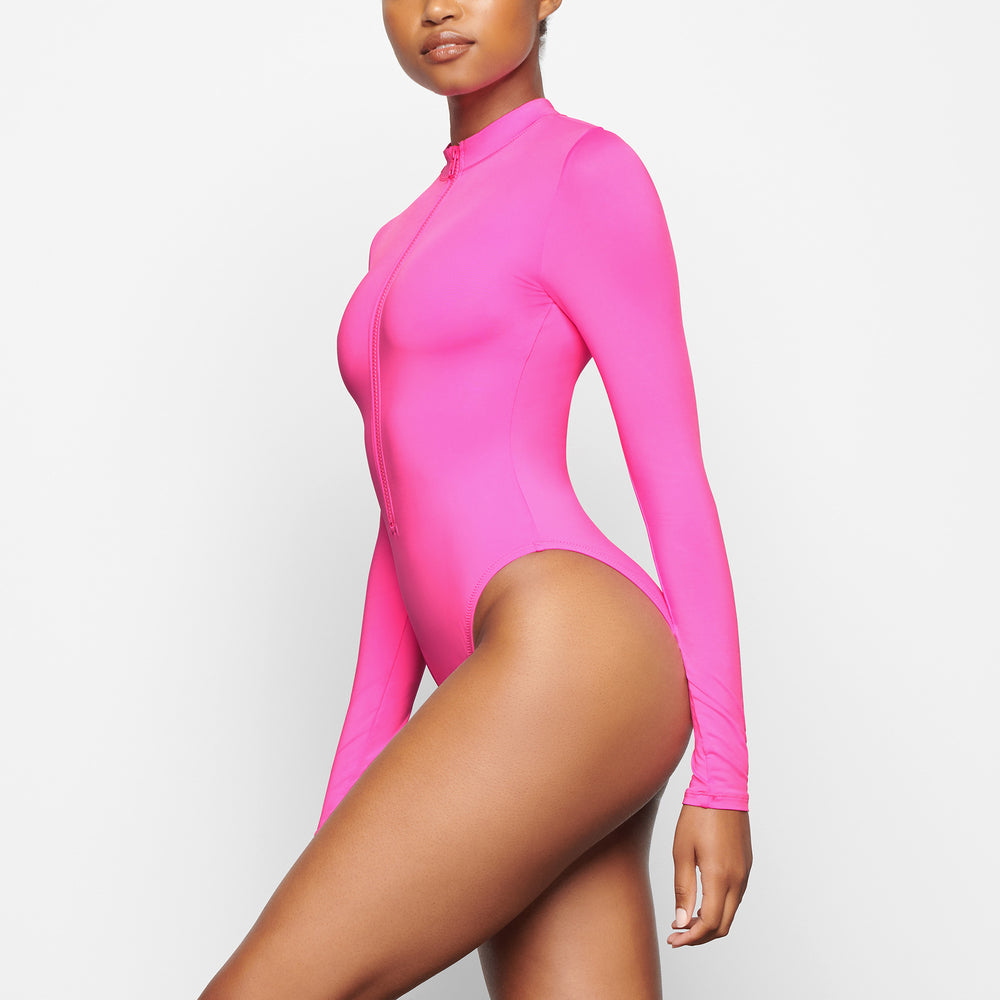 Skims SWIM ZIP FRONT LONG SLEEVE One Piece Roze | HPM-792863