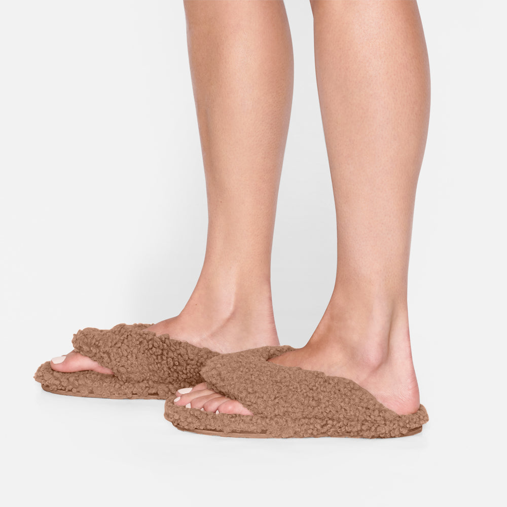 Skims TEDDY Pantoffels Bruin | GCA-680597