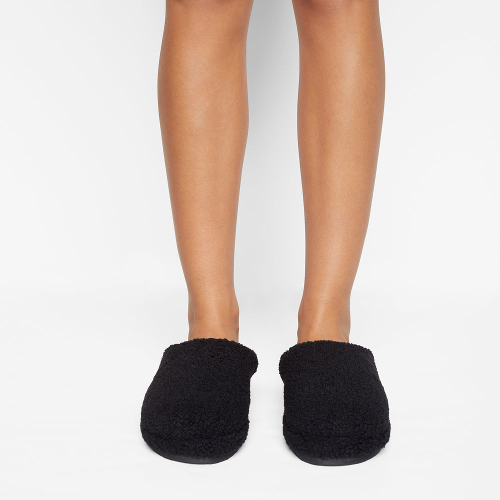Skims TEDDY SHERPA Pantoffels Zwart | TBZ-375286