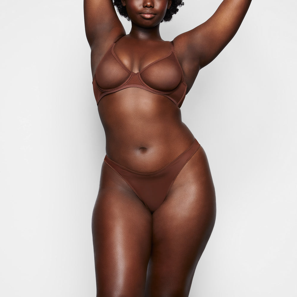 Skims ULTRA FINE MESH Thong Chocola | HZD-476382